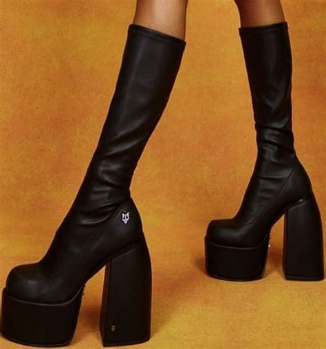 versace bratz boots|versace stivali.